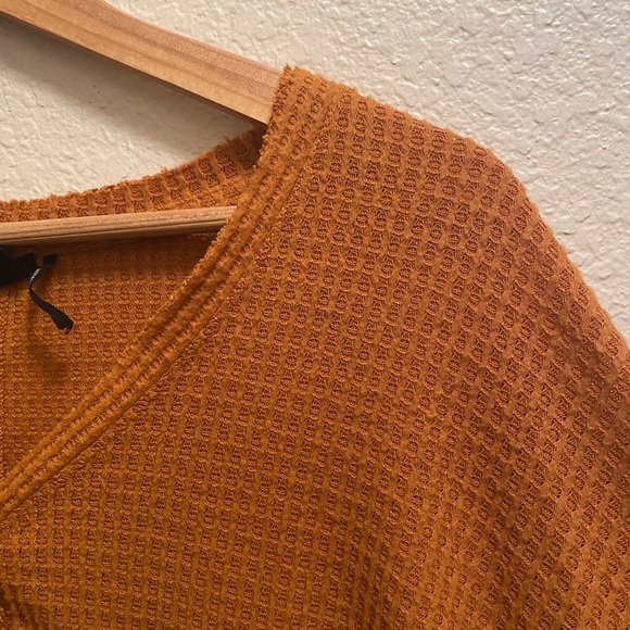 UO Urban Outfitters JoJo Waffle Knit Long Sleeve Top - Picture 3 of 8